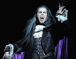 Graf von Krolock Musical Tanz der Vampire © Stage Entertainment
